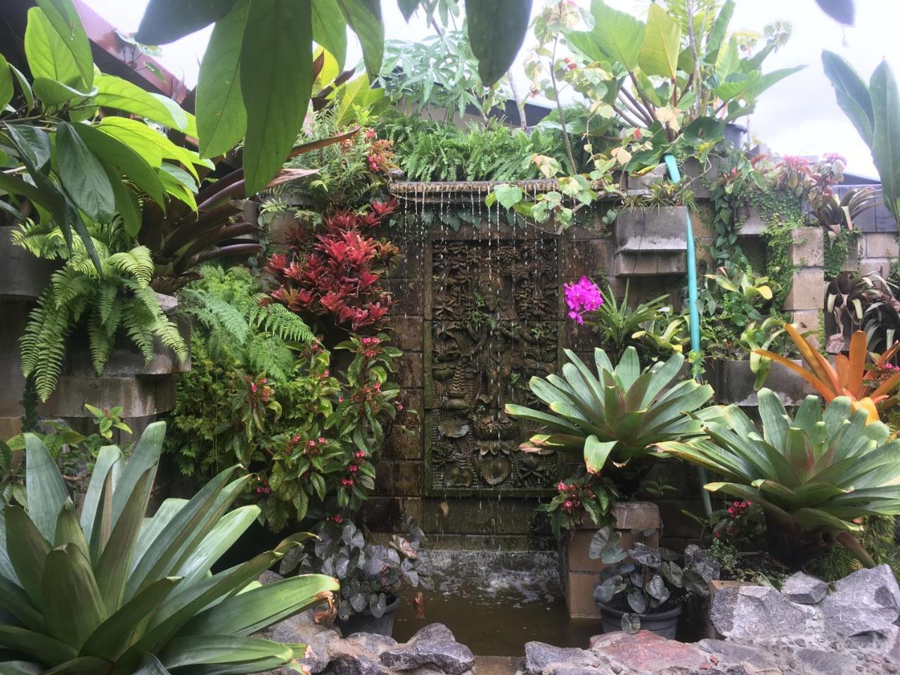 Taman Indah Resort Tamanredjo Extérieur photo