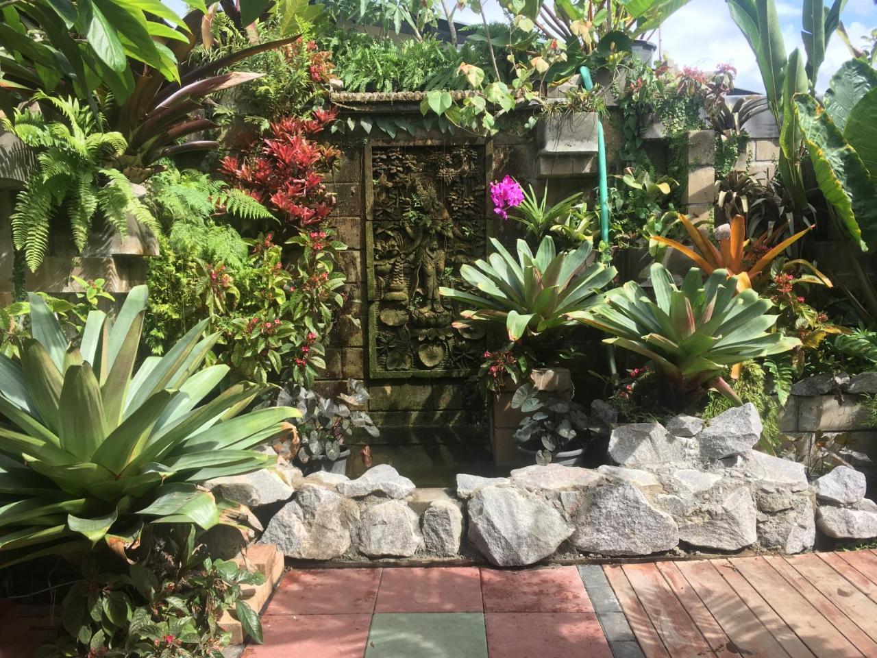 Taman Indah Resort Tamanredjo Extérieur photo